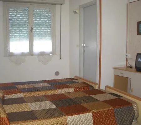 Britta 3* Ρίμινι